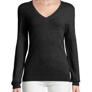 100% Cashmere Essential V Neck Sweater
